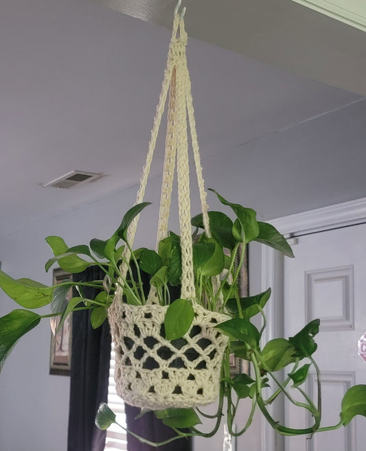Handmade crochet 5.5" pot plant hanger